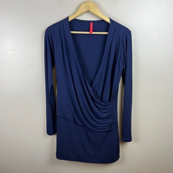 Ruby Ribbon Vivan Tunic Top Size Small Blue Faux Wrap Stretch Navy Blue Casual - Picture 2 of 9